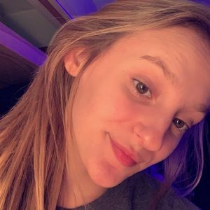 Meet your Posher, Hailey